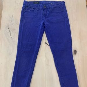 EUC • JCREW 8” Toothpick Jeans in Royal Blue